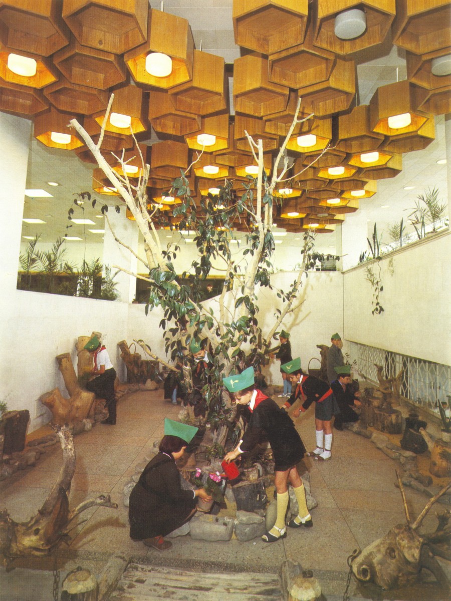 Во Дворце пионеров